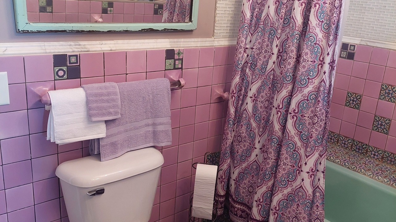 Photo of Bathroom in Holly