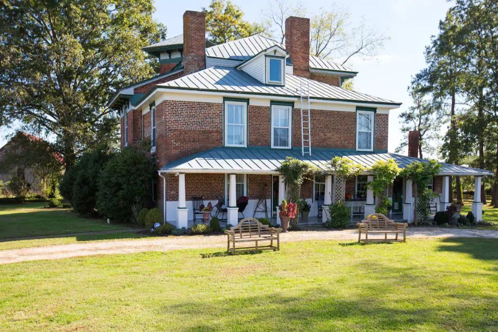 Photo of Outdoor in Amherst