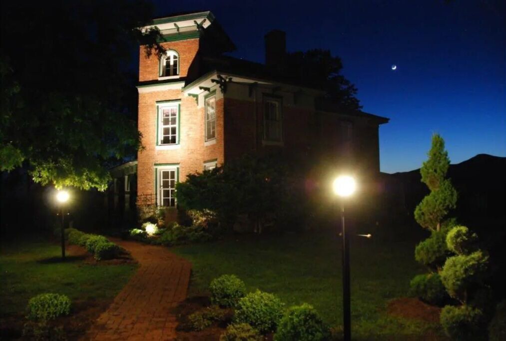 Photo of Outdoor in Amherst