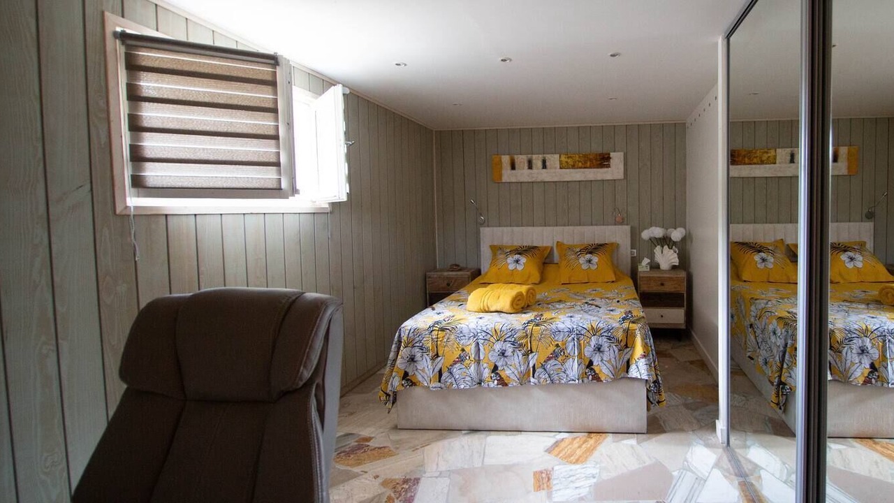 Photo of Bedroom in Savasse