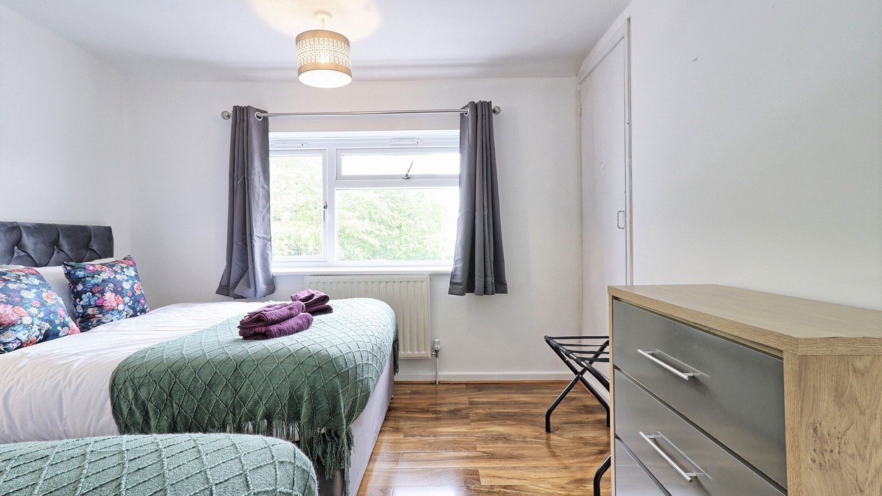 Photo of Bedroom in Basildon