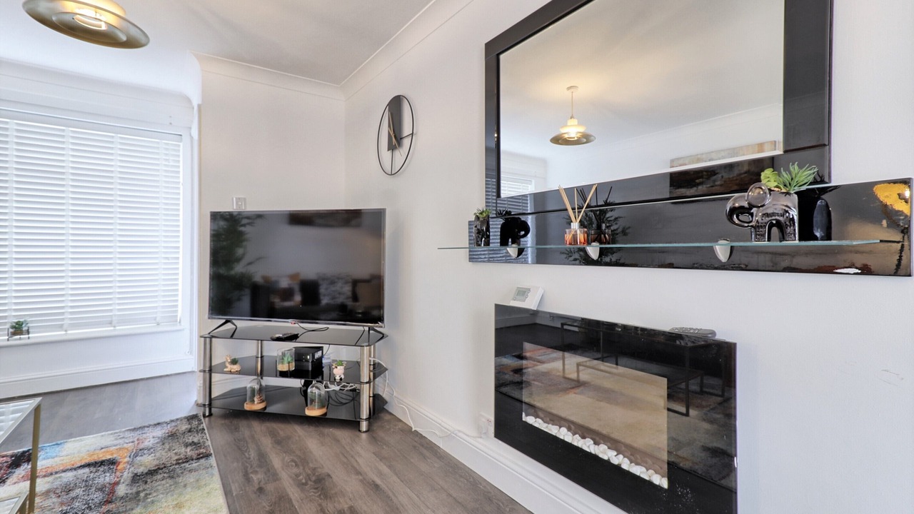 Photo of Livingroom in Basildon