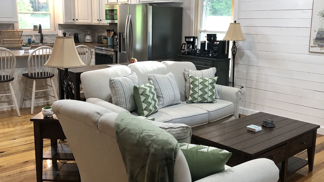 Photo of Livingroom in Jamestown