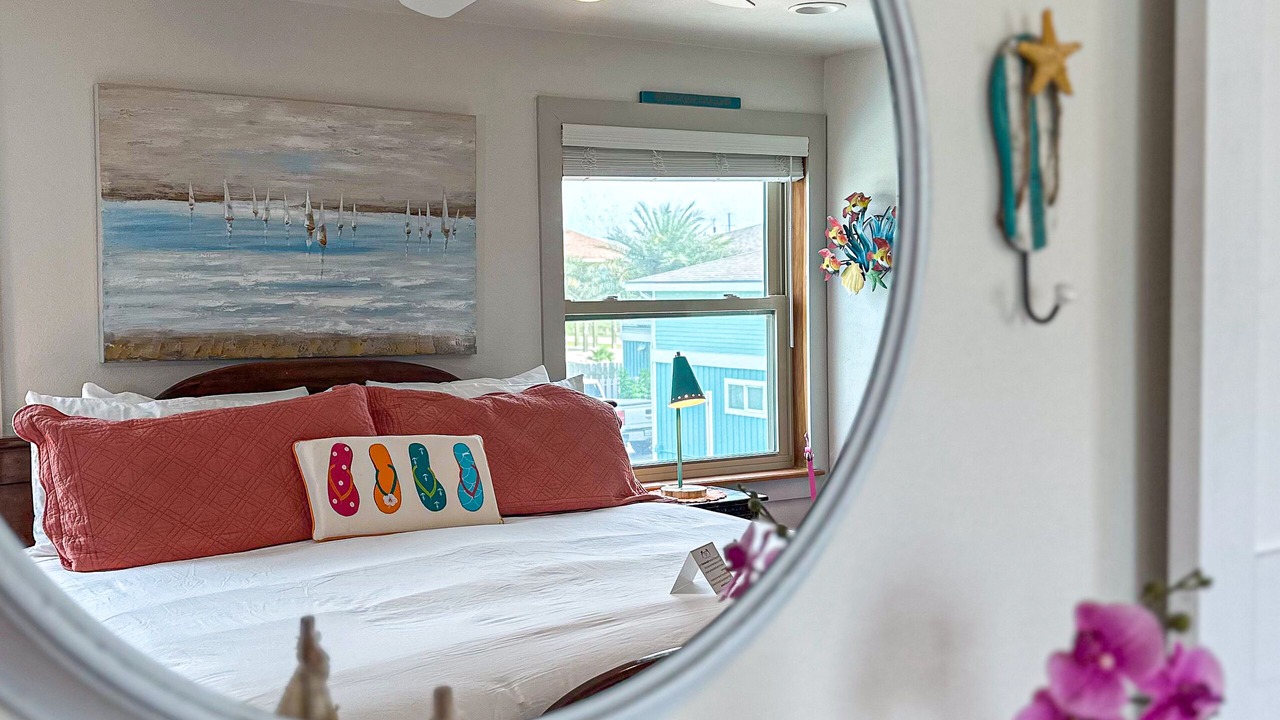 Photo of Bedroom in Leeward Sands
