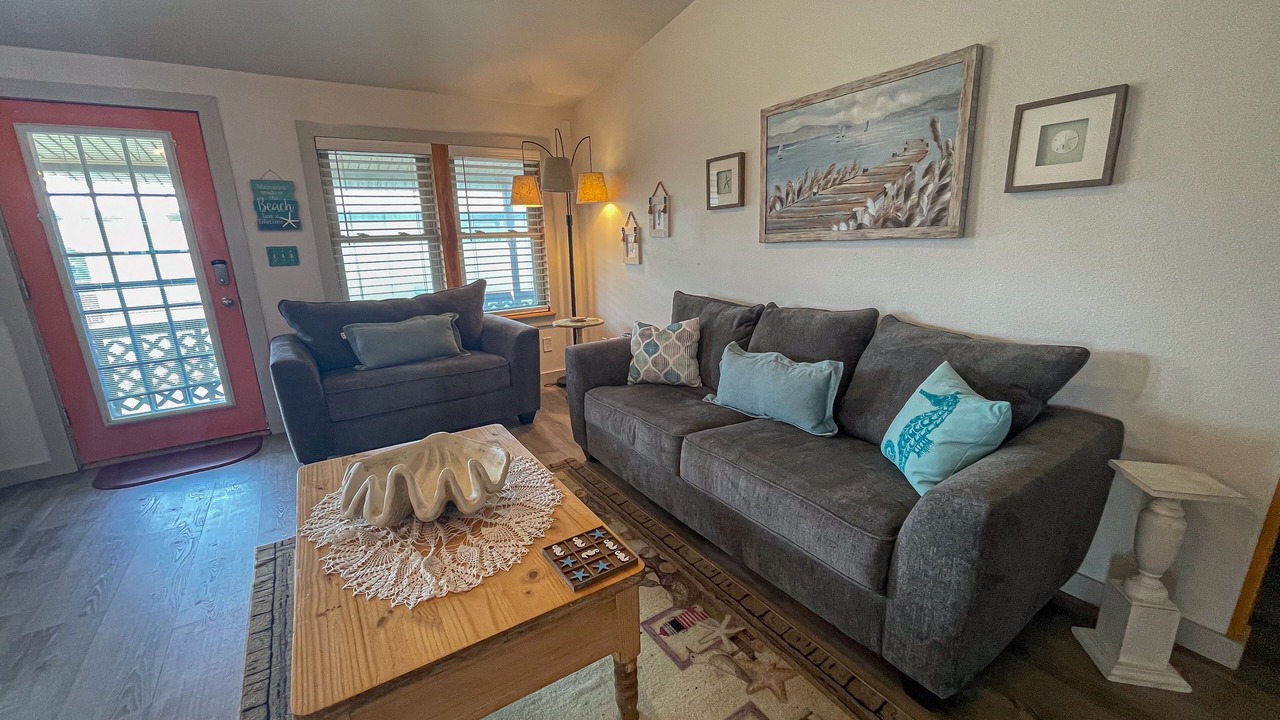 Photo of Livingroom in Leeward Sands