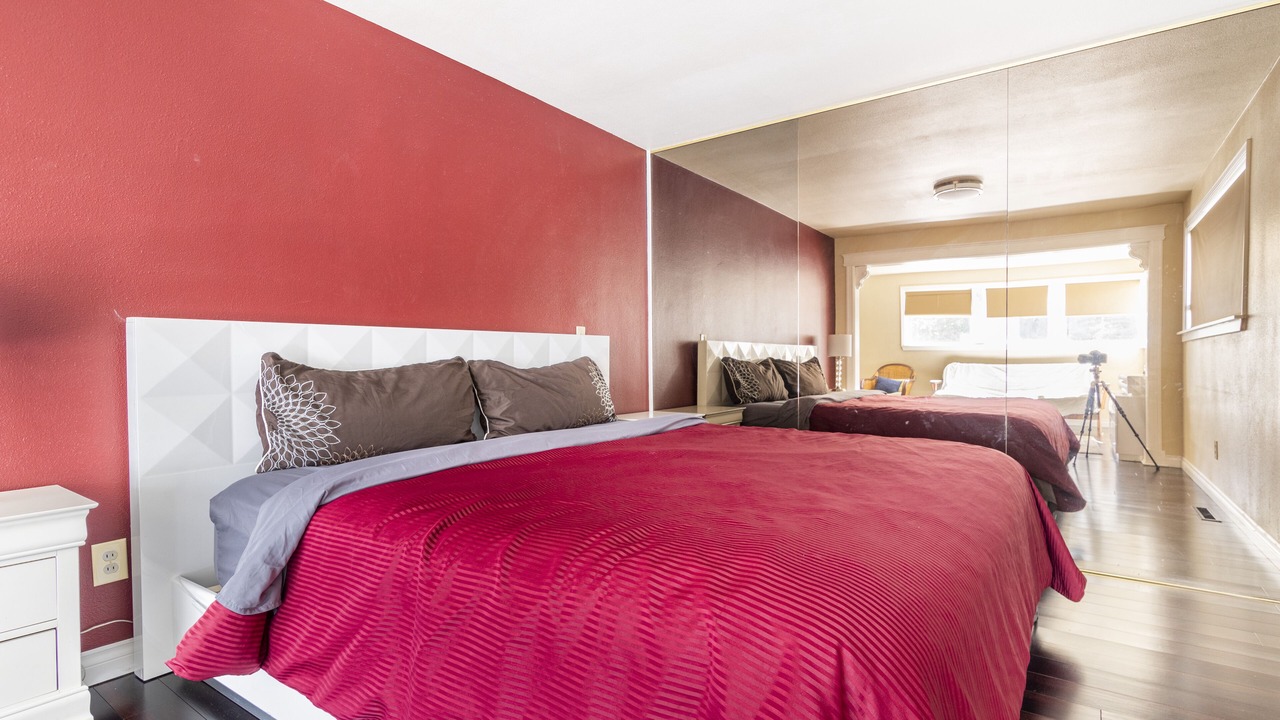 Photo of Bedroom in Bryn Mawr-Skyway