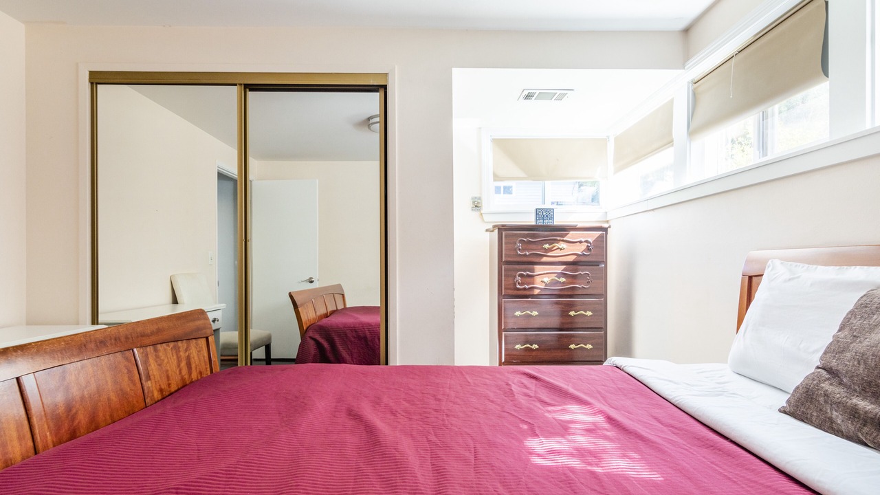 Photo of Bedroom in Bryn Mawr-Skyway