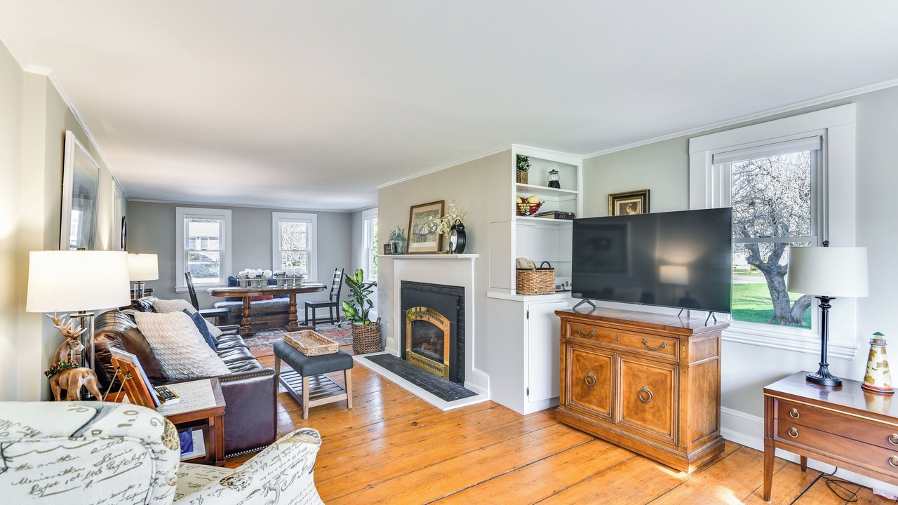 Photo of Livingroom in Bass Harbor