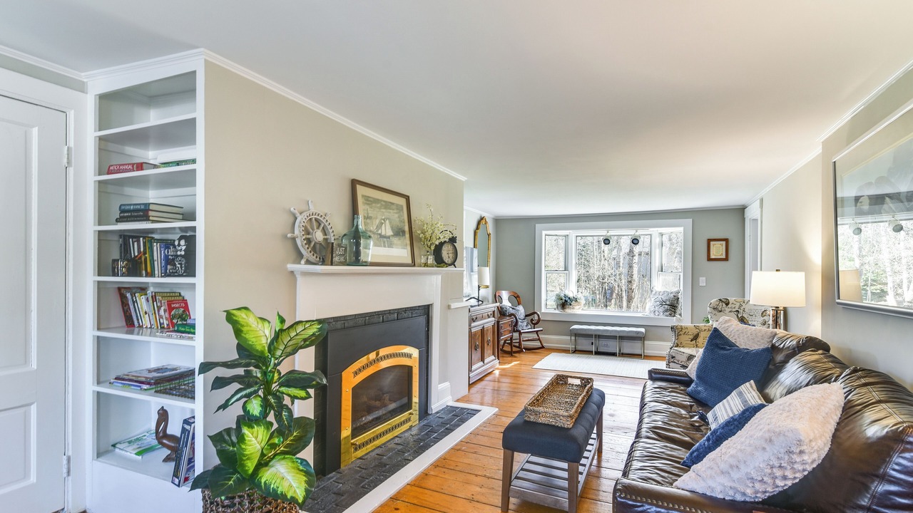 Photo of Livingroom in Bass Harbor
