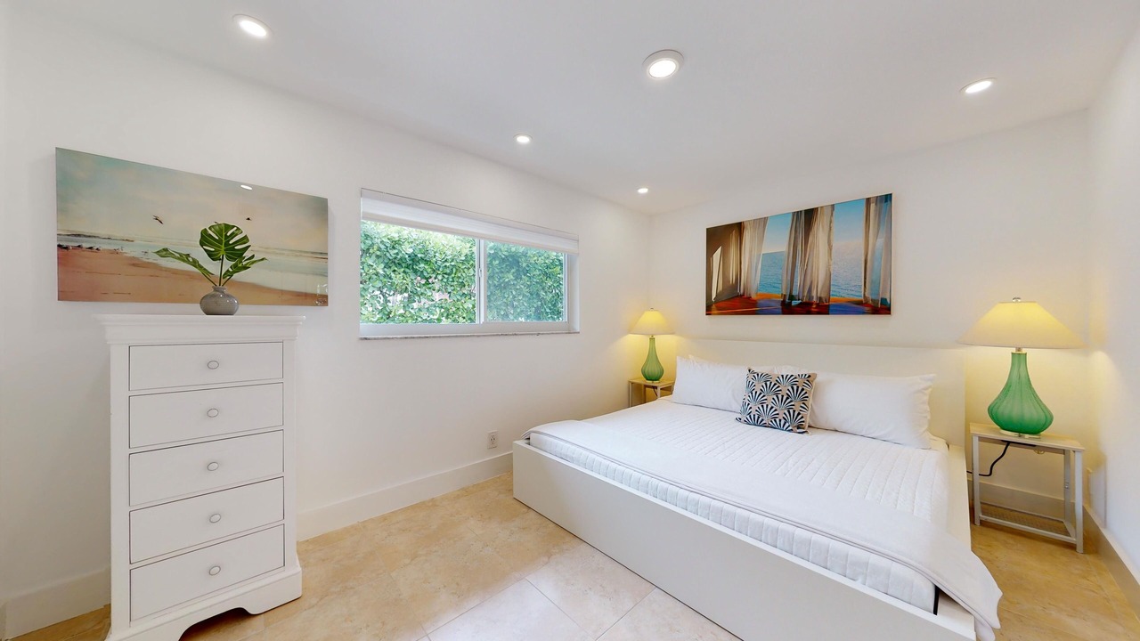 Photo of Bedroom in Barrier Island