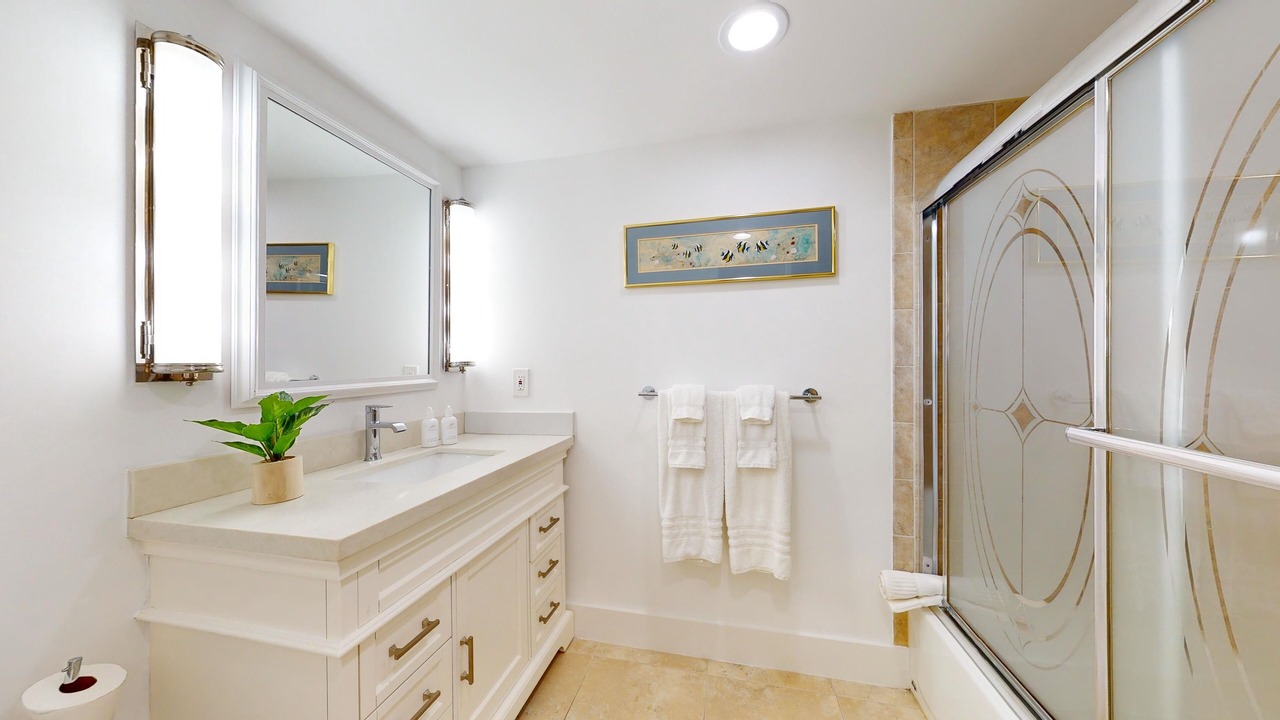 Photo of Bathroom in Barrier Island