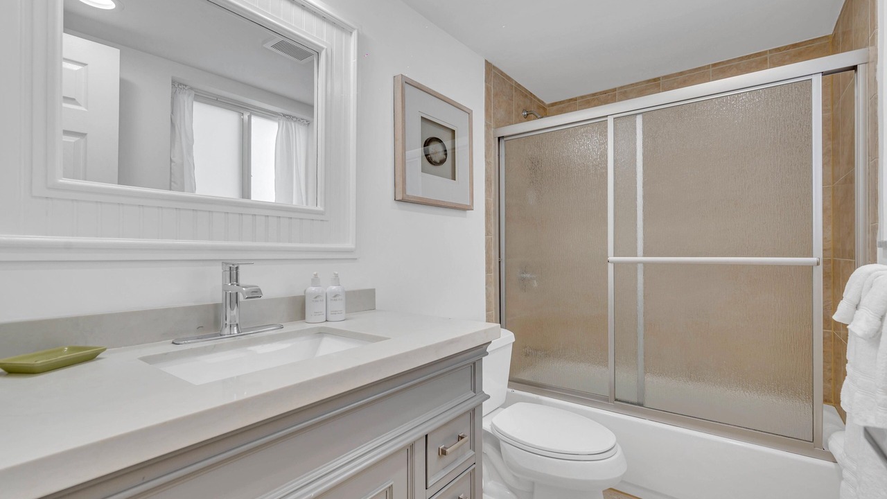 Photo of Bathroom in Barrier Island