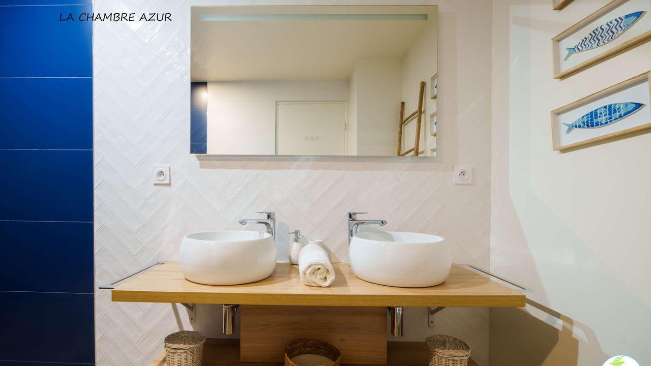 Photo of Bathroom in Parentis-en-Born