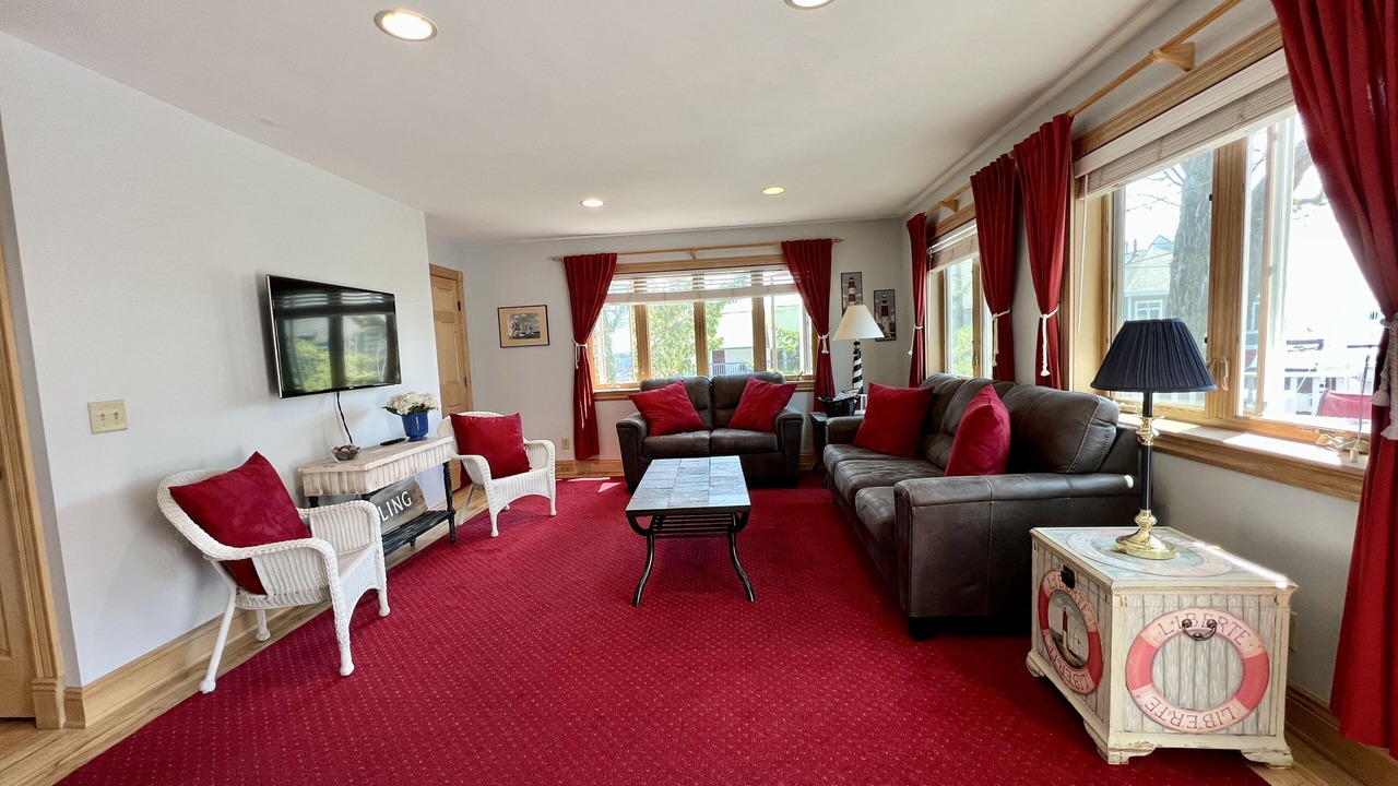 Photo of Livingroom in Bayfield