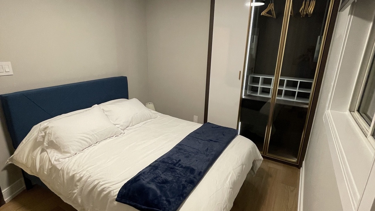 Photo of Bedroom in Richmond Hill