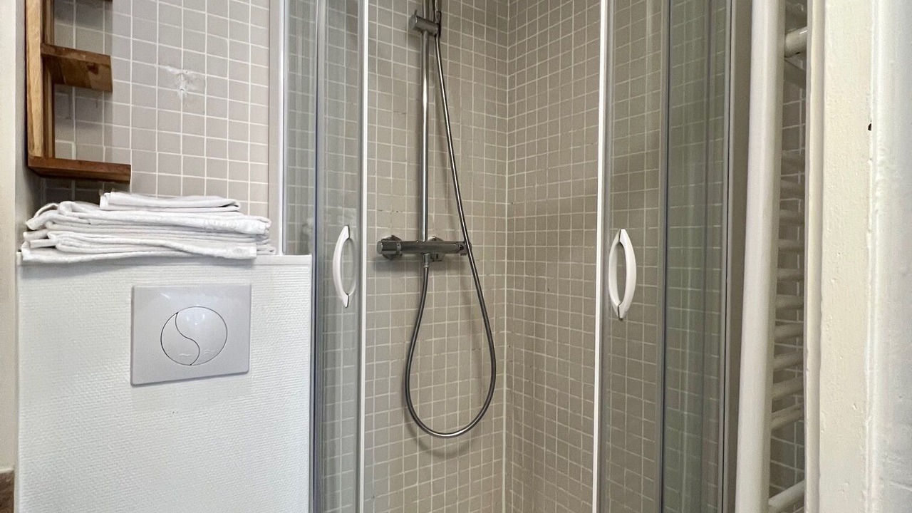 Photo of Bathroom in Montmartre