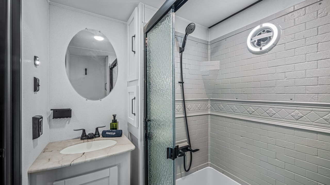 Photo of Bathroom in Fort Payne