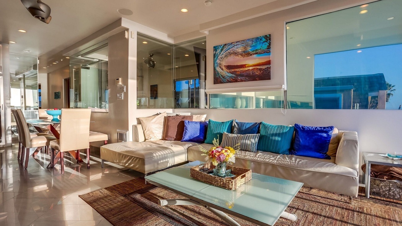 Photo of Livingroom in South Mission Beach