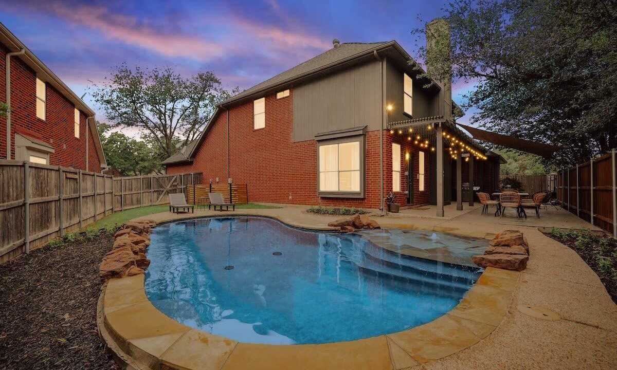 Photo of Outdoor in Highland Village