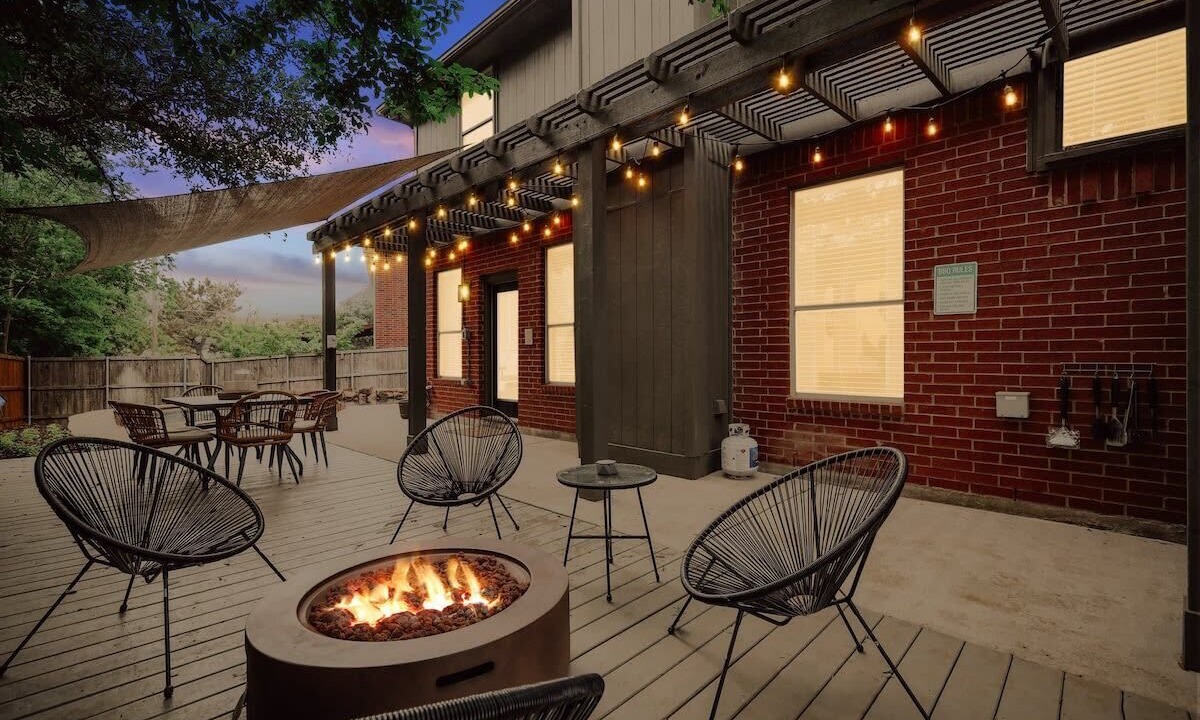 Photo of Outdoor in Highland Village