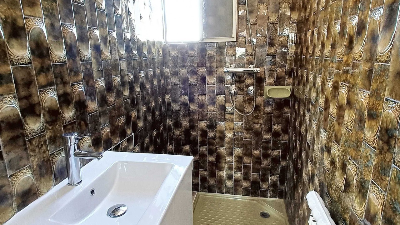 Photo of Bathroom in Bondy