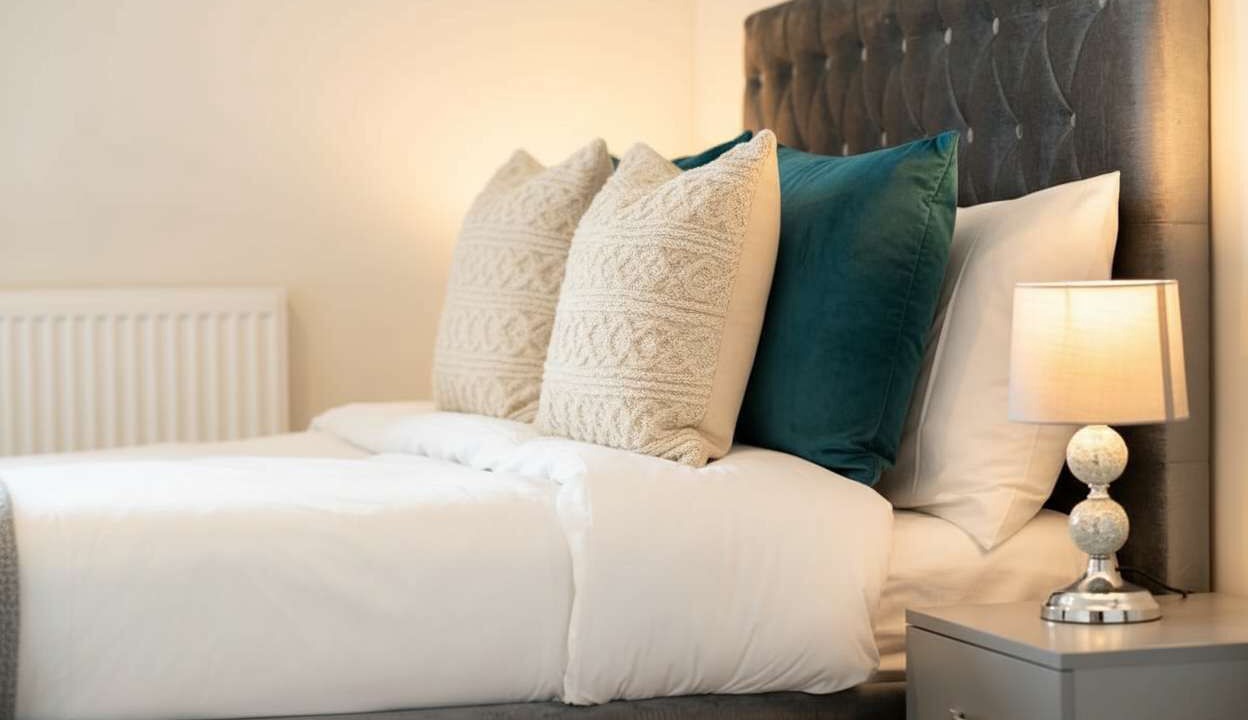 Photo of Bedroom in Crawley City Centre