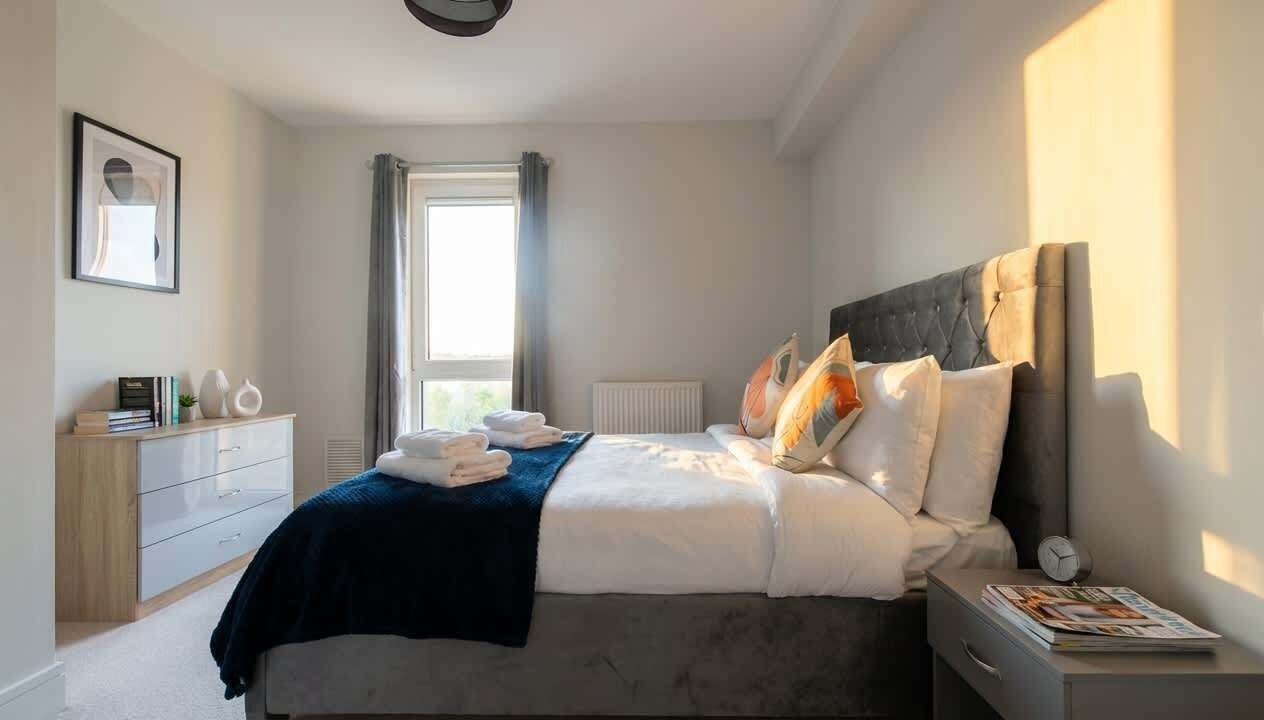 Photo of Bedroom in Crawley City Centre