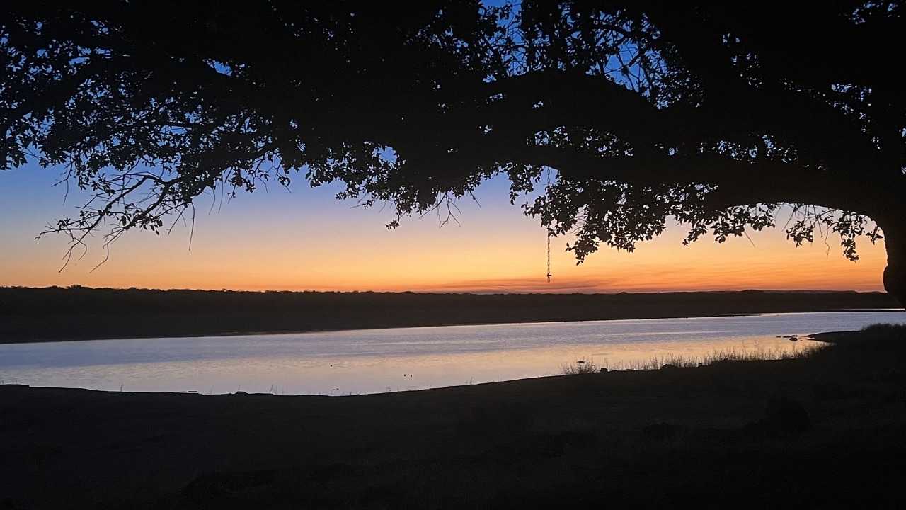 Photo of Outdoor in Buchanan Dam