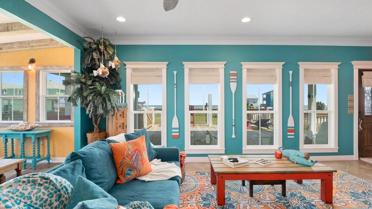 Photo of Livingroom in Crystal Beach