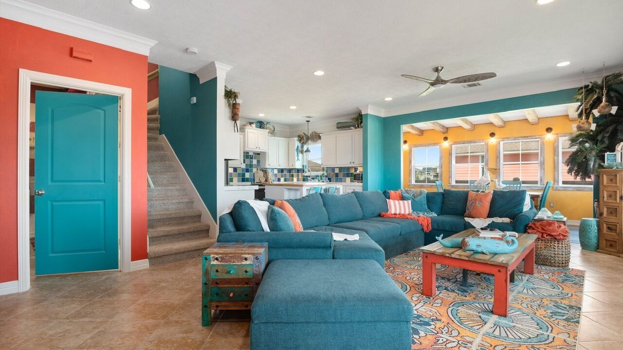 Photo of Livingroom in Crystal Beach