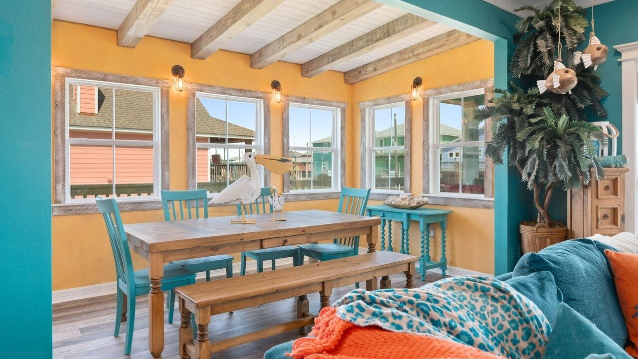 Photo of Livingroom in Crystal Beach