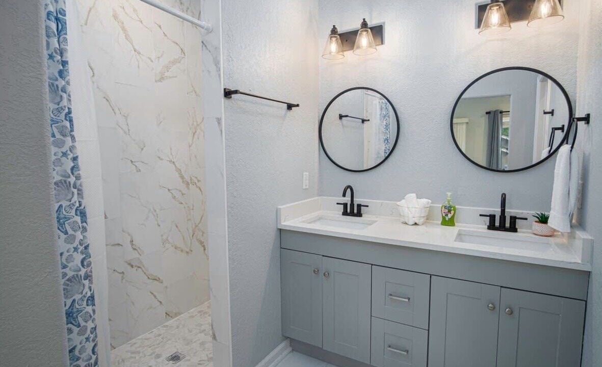 Photo of Bathroom in Nevada Street