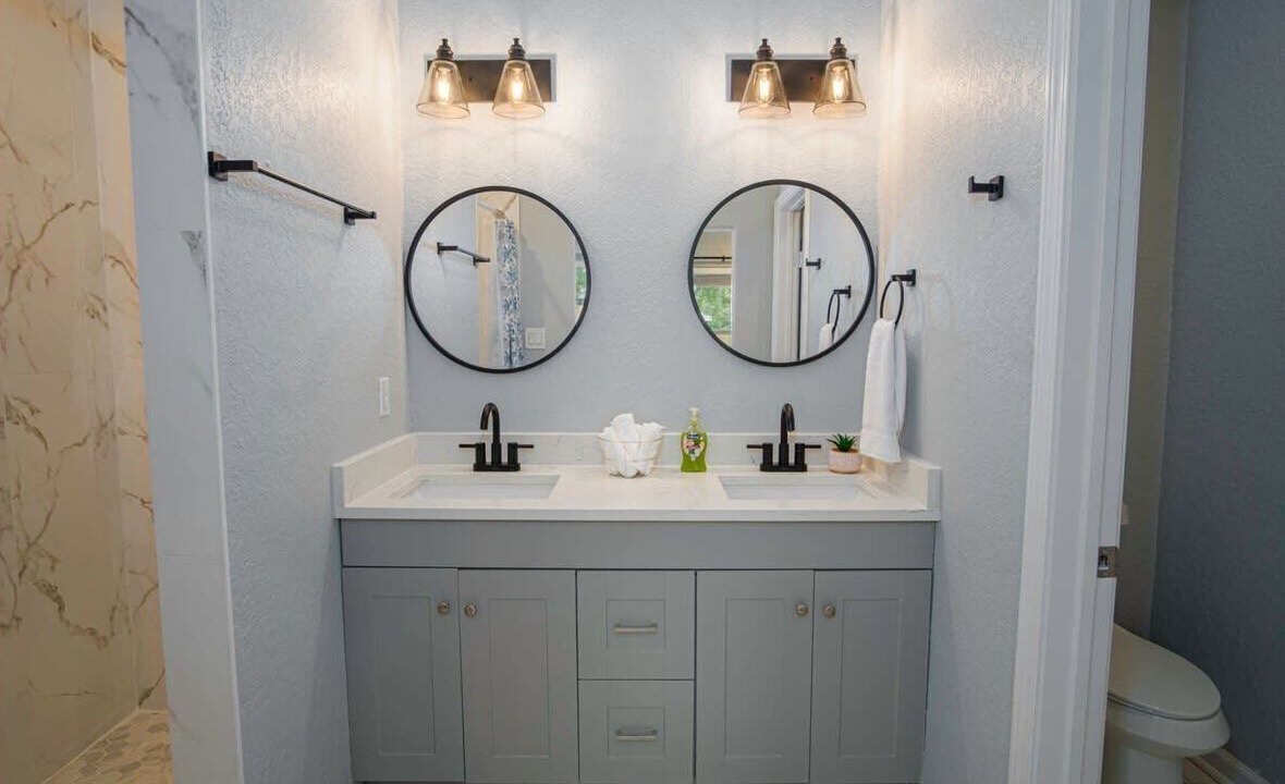 Photo of Bathroom in Nevada Street