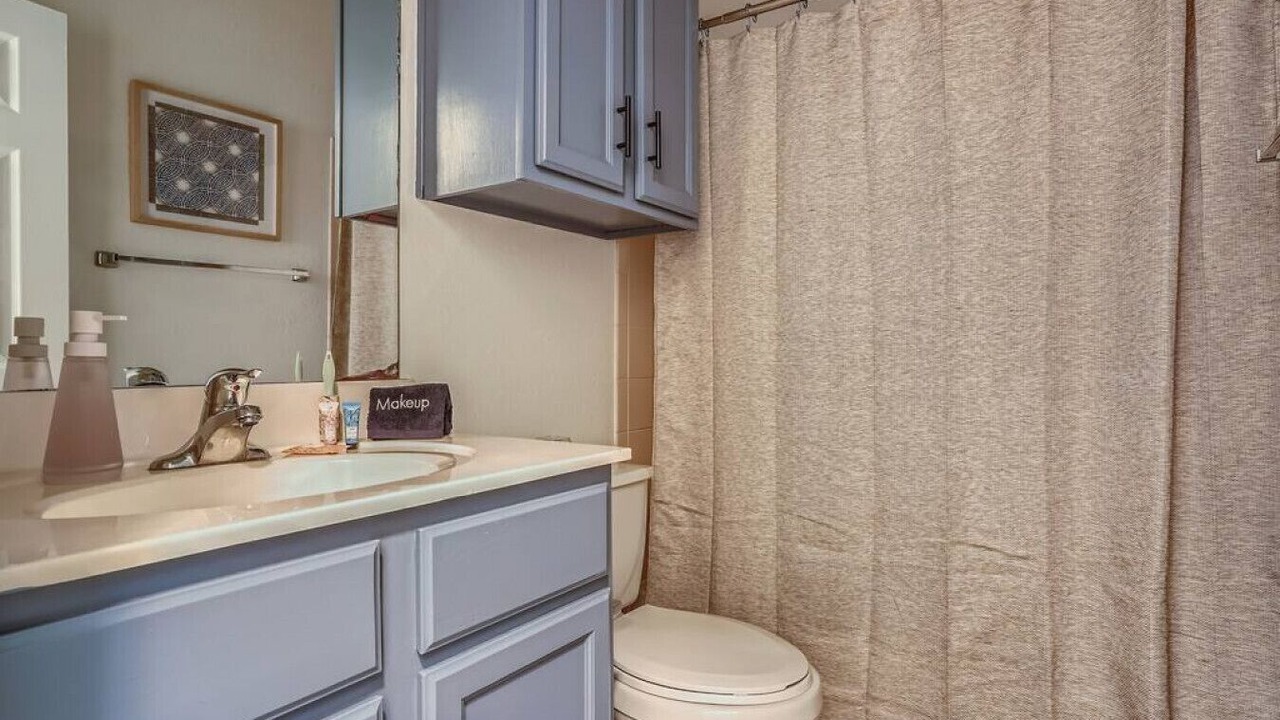 Photo of Bathroom in North Loop