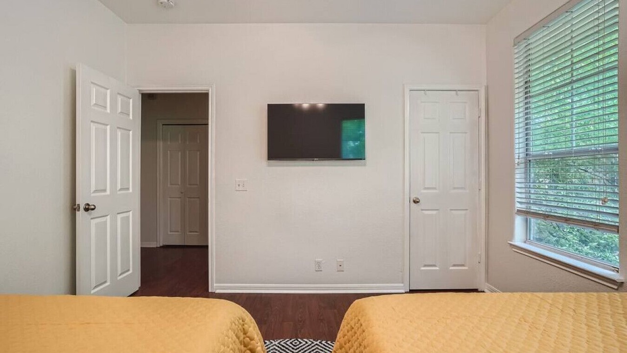 Photo of Bedroom in North Loop
