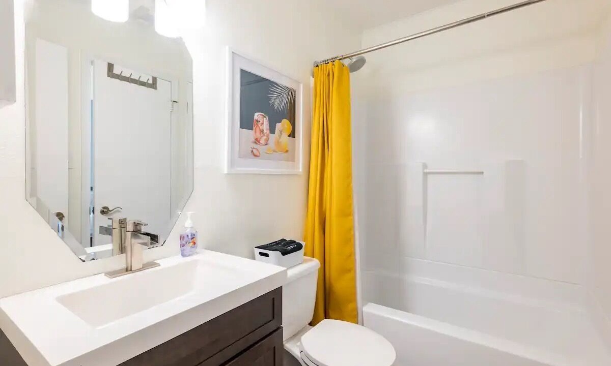 Photo of Bathroom in Parker Lane