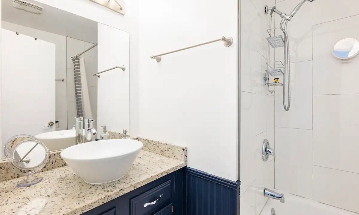 Photo of Bathroom in Parker Lane