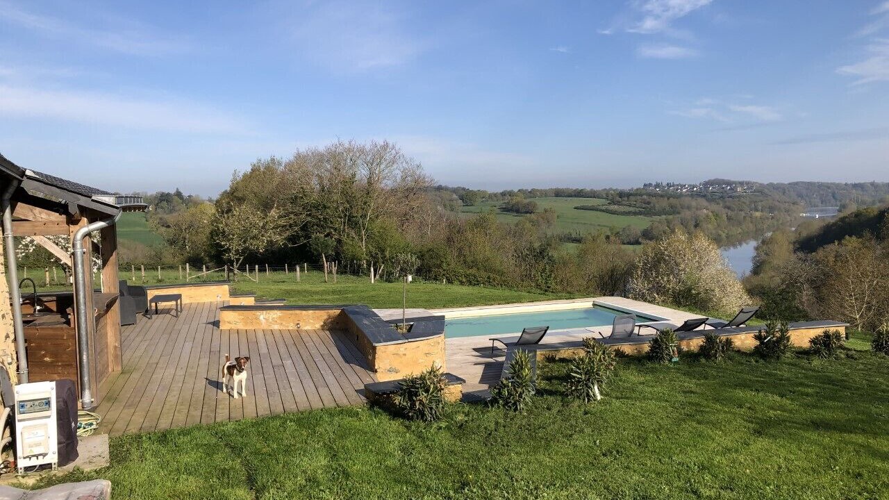 Photo of Patio Balcony in Chenille-Change