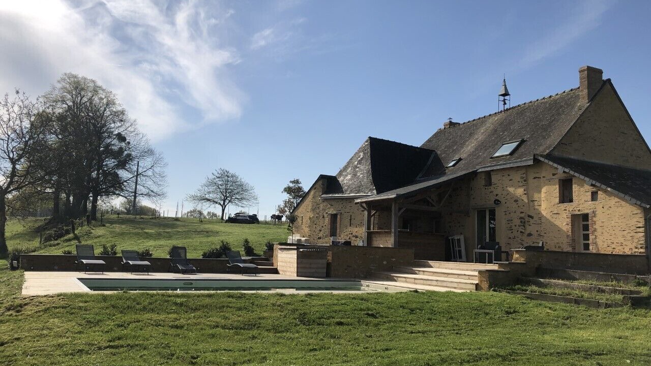 Photo of Outdoor in Chenille-Change