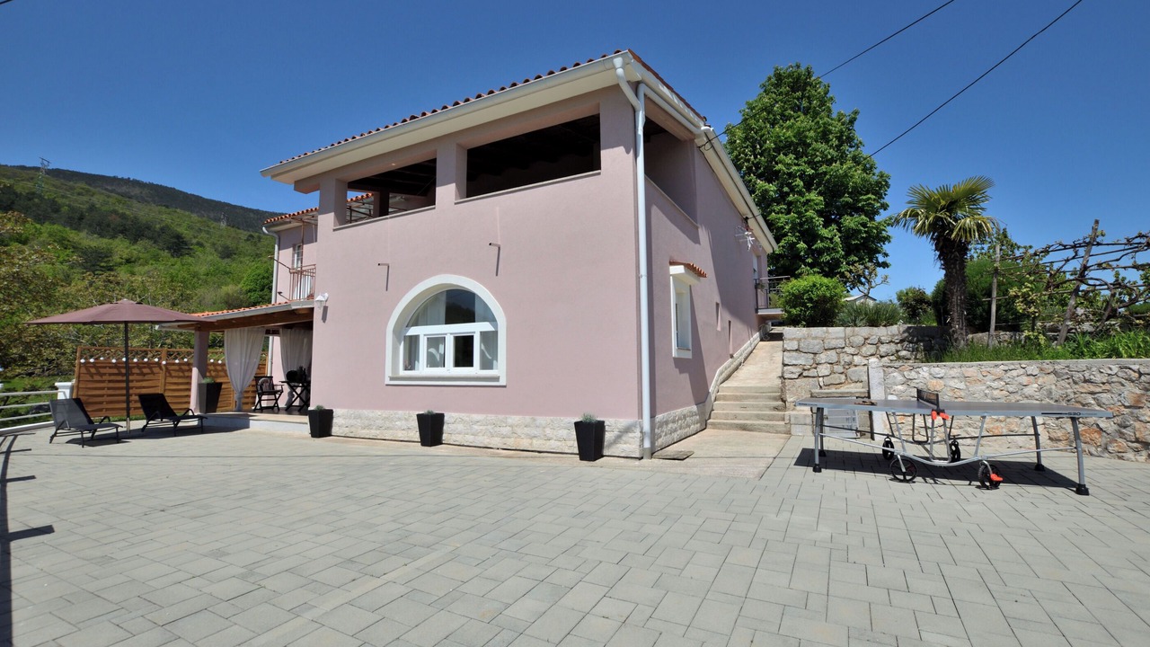 Photo of Patio Balcony in Sveta Jelena