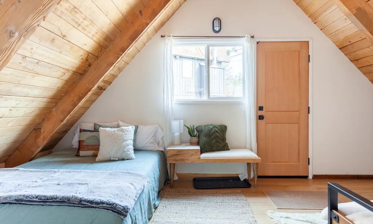 Photo of Bedroom in Arrowbear Lake