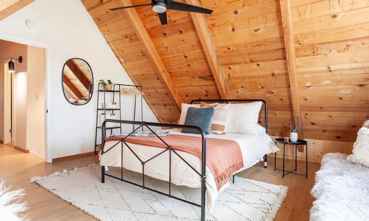 Photo of Bedroom in Arrowbear Lake