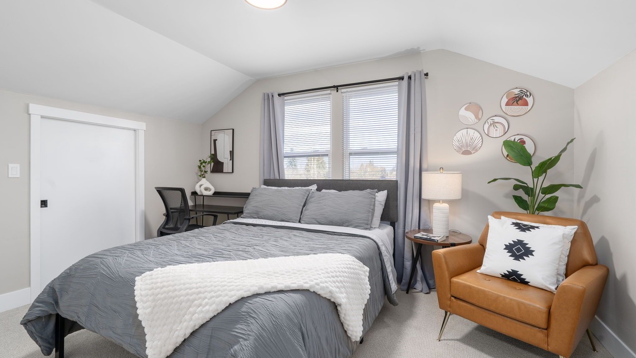 Photo of Others in South Delridge