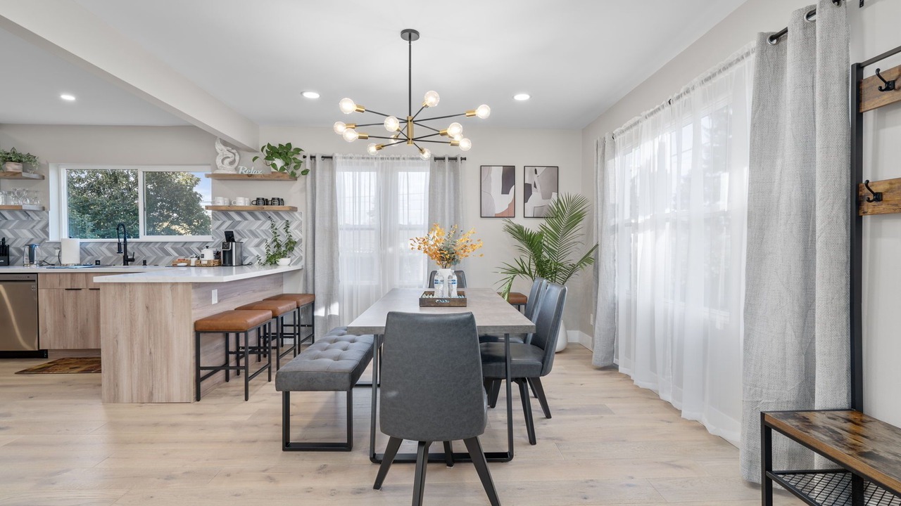 Photo of Others in South Delridge