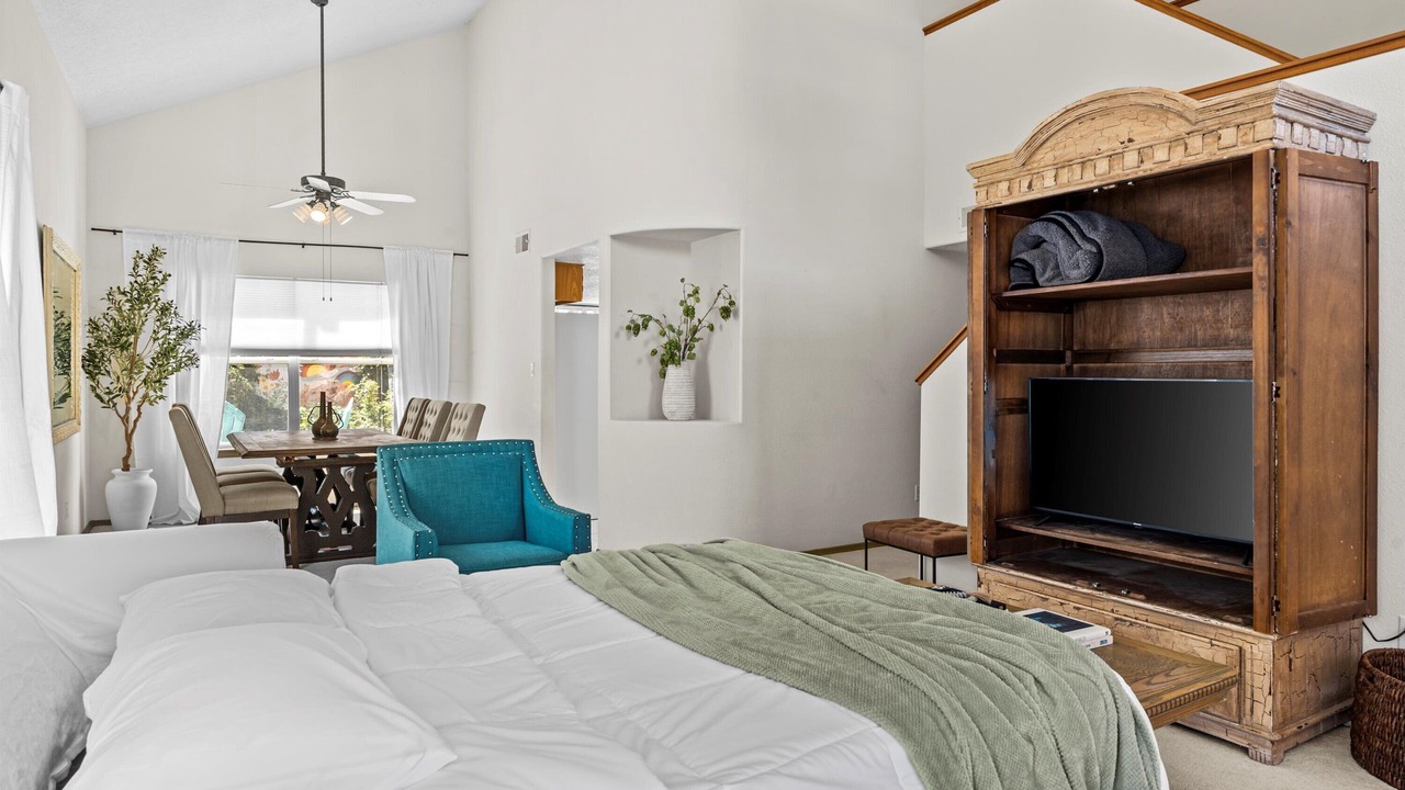 Photo of Bedroom in Northeast Heights