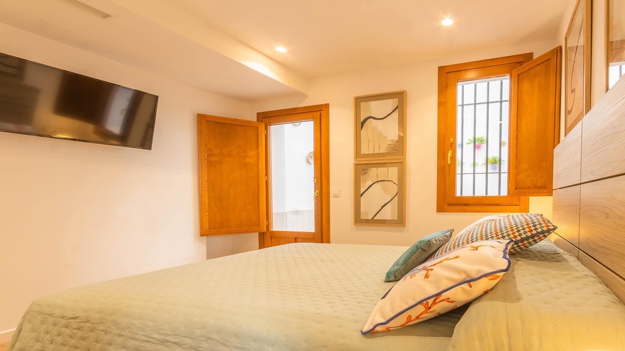 Photo of Bedroom in Jewish Quarter