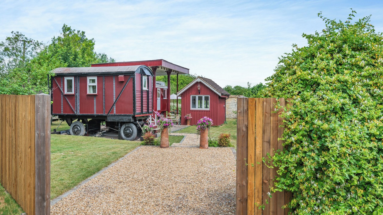 Photo of Outdoor in Thistley Green