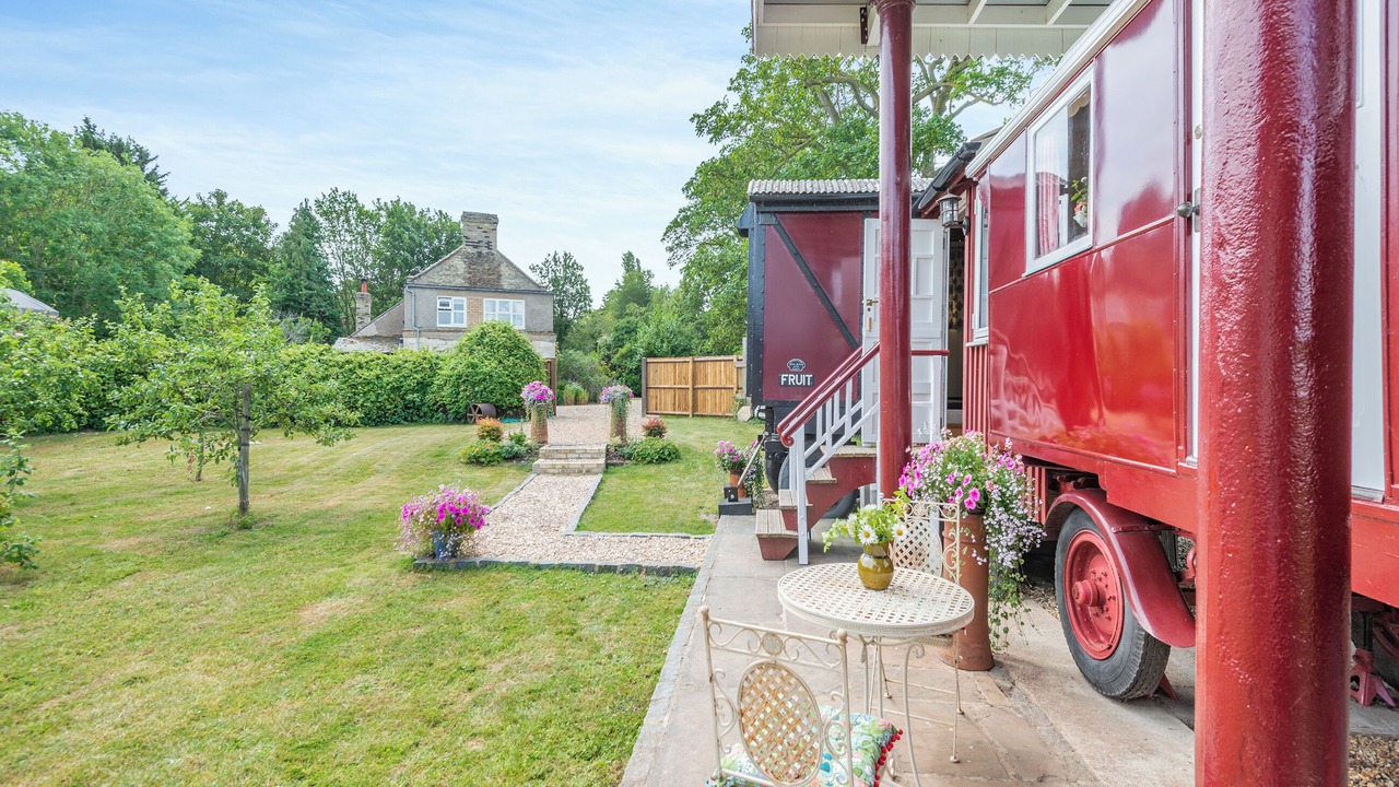 Photo of Outdoor in Thistley Green