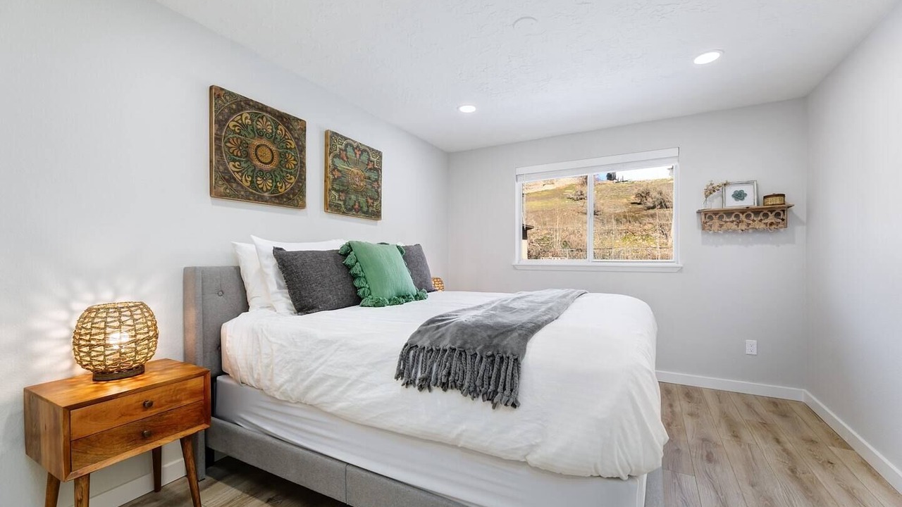 Photo of Bedroom in Eagle