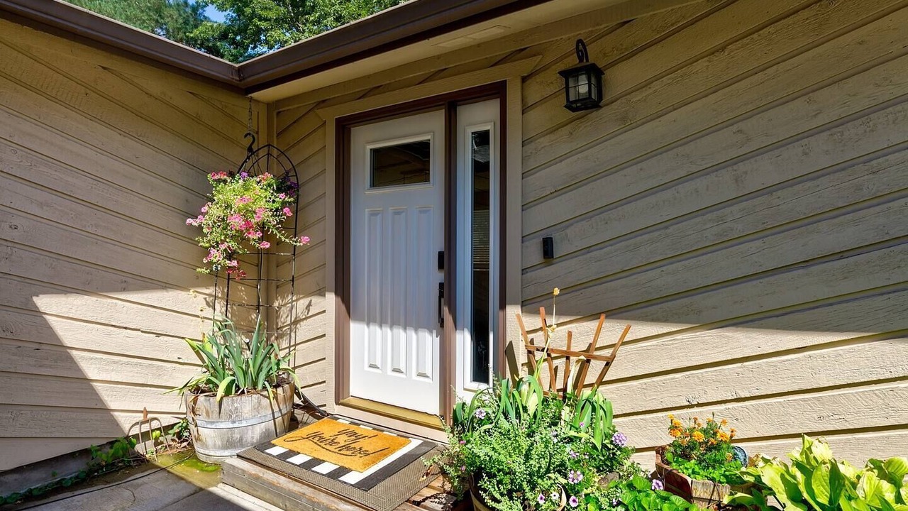 Photo of Others in Eagle